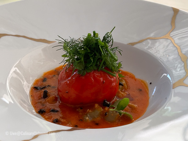 Bulgur stuffed tomato and eggplant pickles